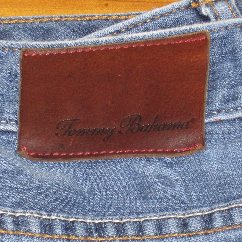 Tommy Bahama Jeans 38X30